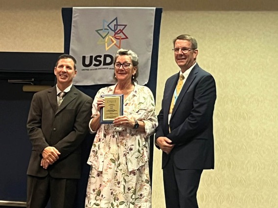 Two University of Arizona College of Medicine – Tucson programs were honored for innovation and excellence in distance learning techniques and technologies.