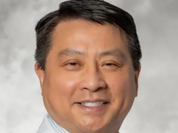 Jeffrey J Pu