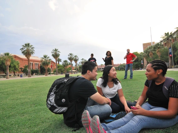 students on campus lawn