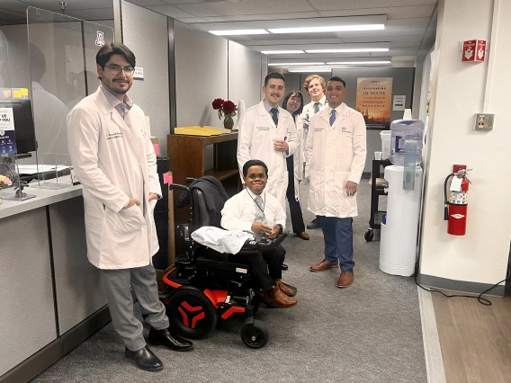 [Also waiting to be called for their turn for profile photos to be shot at the UAHS BioCommunications photography studio on the College of Medicine – Tucson’s third floor, are new Internal Medicine interns (from left) Ricardo Reyes, DO, Khaja Siddiqui, MD, Kenneth Silvestro, MD, Laura Tran, MD, Adam Westen, MD, and Andres Sanchez, MD.]