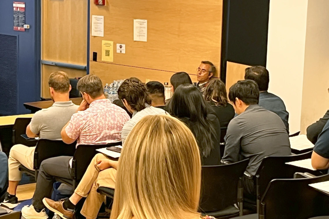 [The Division of Inpatient Medicine’s Joao Paulo “JP” Ferreira, MD, another IM Residency – Tucson associate program director, provides practical advice about balancing rotations and working with attendings and fellow physicians while on clinical service.]