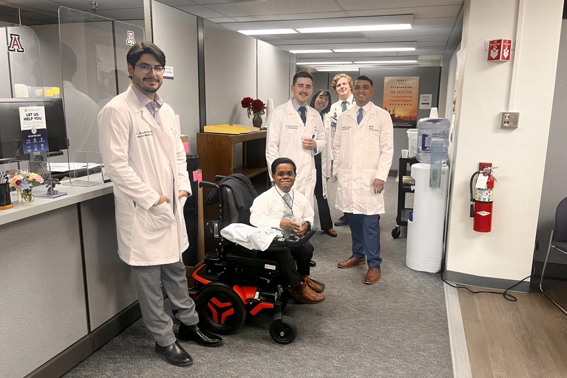 [Also waiting to be called for their turn for profile photos to be shot at the UAHS BioCommunications photography studio on the College of Medicine – Tucson’s third floor, are new Internal Medicine interns (from left) Ricardo Reyes, DO, Khaja Siddiqui, MD, Kenneth Silvestro, MD, Laura Tran, MD, Adam Westen, MD, and Andres Sanchez, MD.]