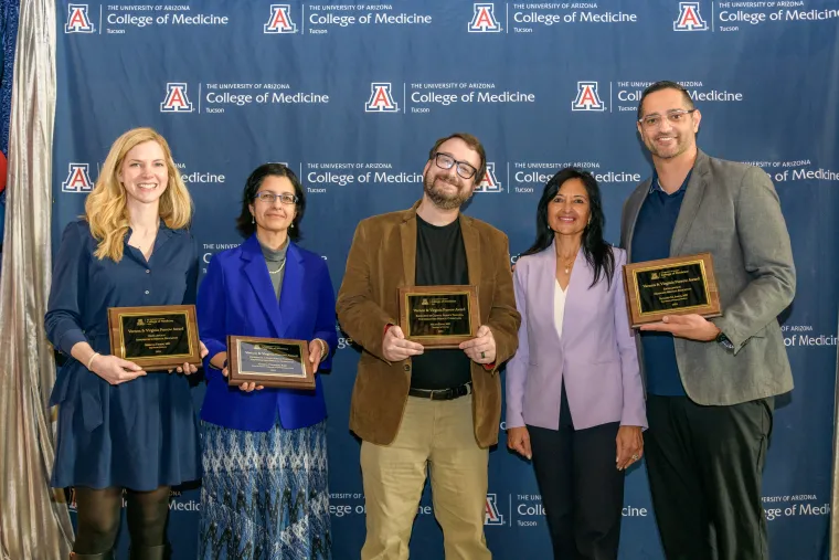 06_-_vernon_and_virginia_furrow_awards_-_202206792_com_faculty_awards-121