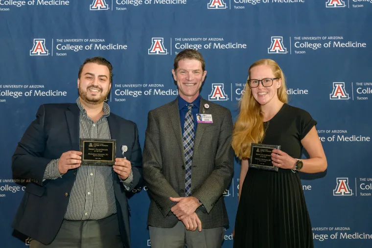 13_-_resident_fellow_-202206792_com_faculty_awards-229