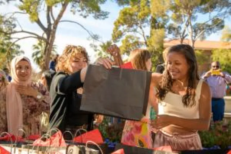 Future Doctors Gather Outdoors to Celebrate Match Day