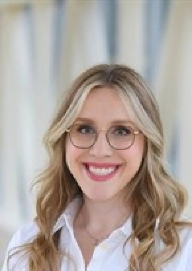 Viktoria Stewart, MD