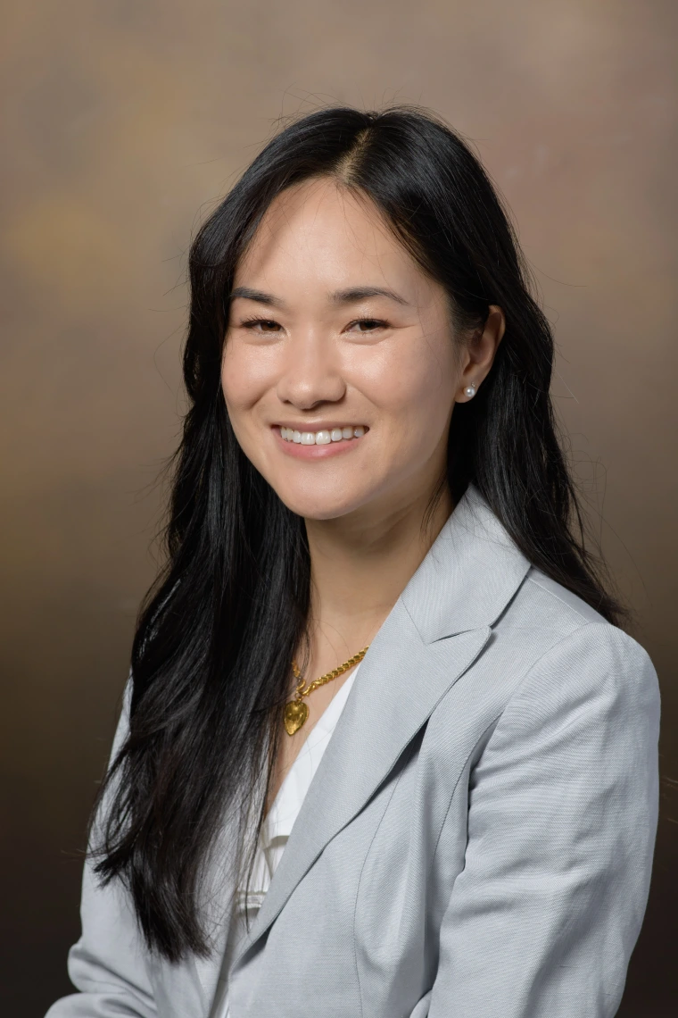 April Ngoy, Do