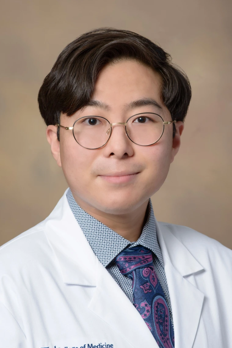 Guangzhe Sun, MD